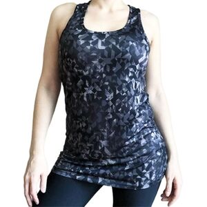 Reebok Womens Top Small Gray Racerback Gym Shirt Geometric Athleisure Fitness